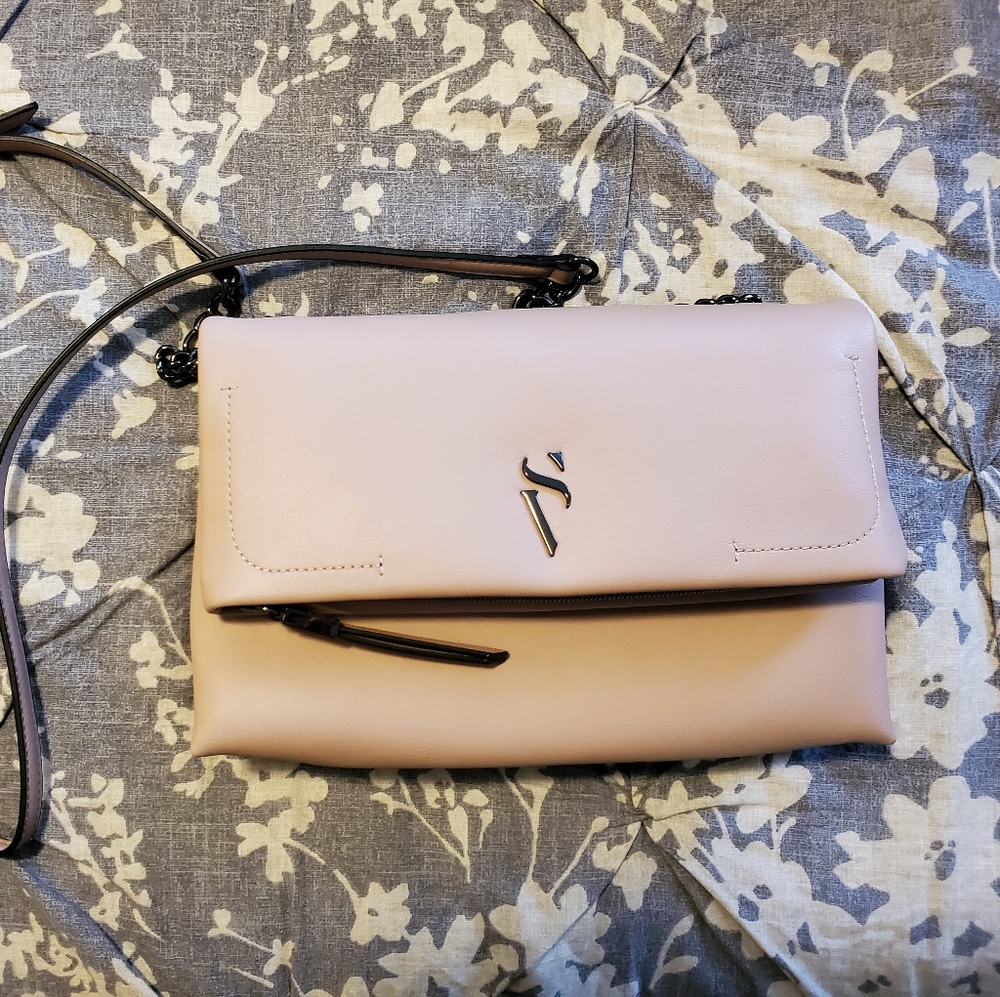 Vera wang Garrison
